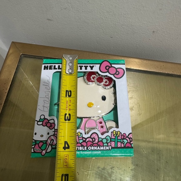 New Hello Kitty ornament - Picture 5 of 5